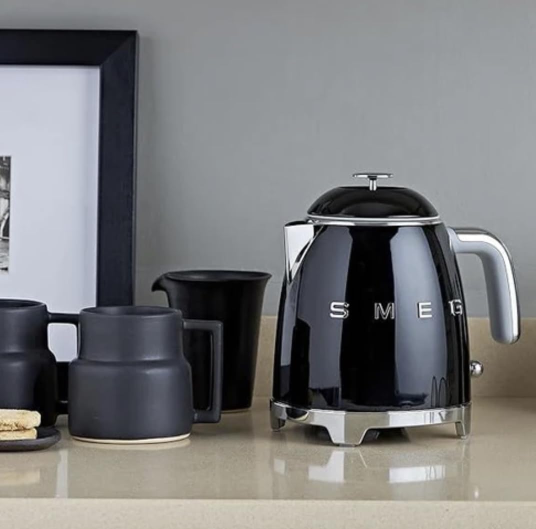 50's Retro Style Electric Water Kettle with Automatic Shutoff Black